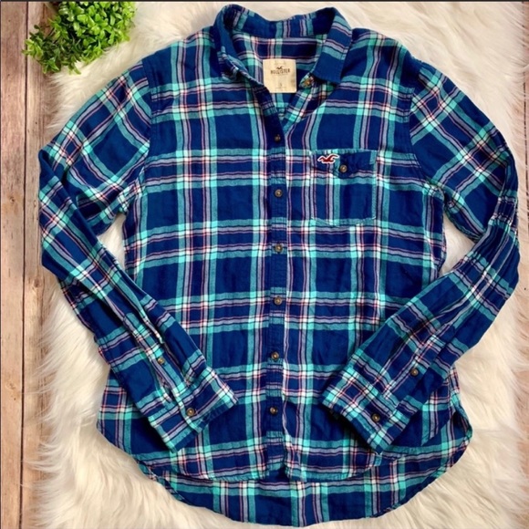 4/$25 Hollister | Plaid Button Down Shirt - Picture 2 of 6